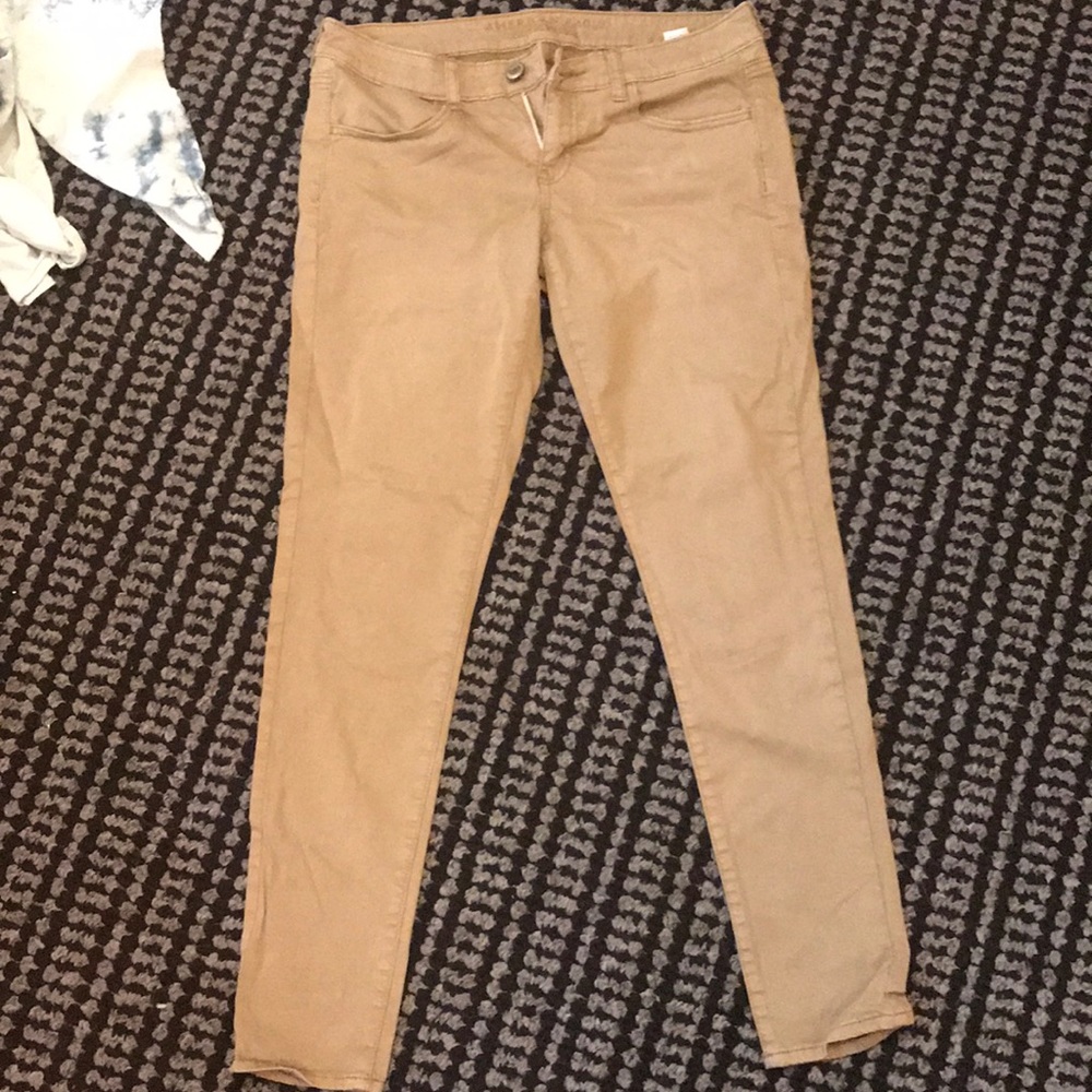 American Eagle Khaki - Size 8